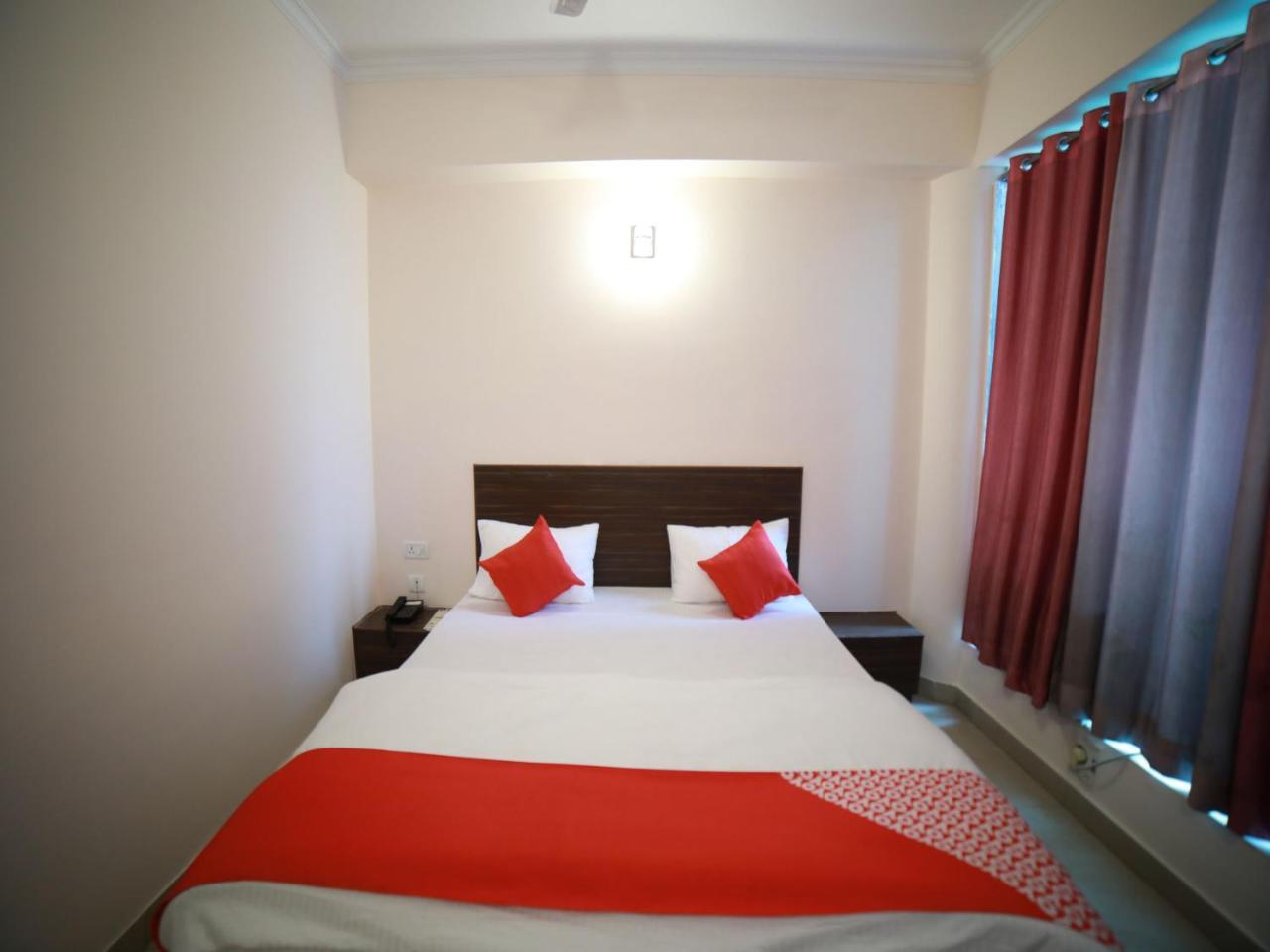 Oyo 15561 Corporate Villa Jammu Exterior foto